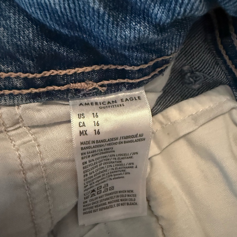 American Eagle Outfitters Blue Jean Shorts Relaxed Fit